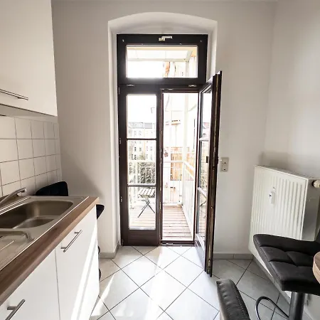 Moderne 3zimmer Mit Netflix Und Balkon Apartment