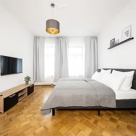 Apartment Moderne 3zimmer Mit Netflix Und Balkon *