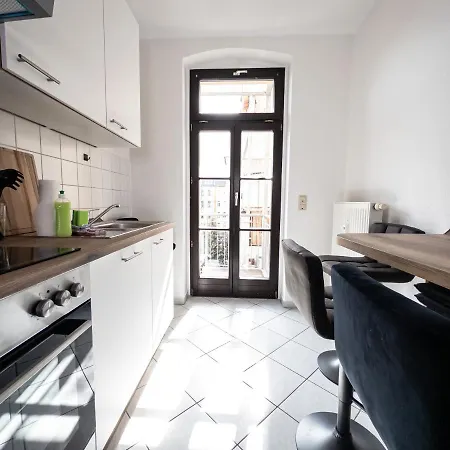 Apartment Moderne 3zimmer Mit Netflix Und Balkon *
