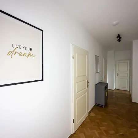 Apartment Moderne 3zimmer Mit Netflix Und Balkon Leipzig